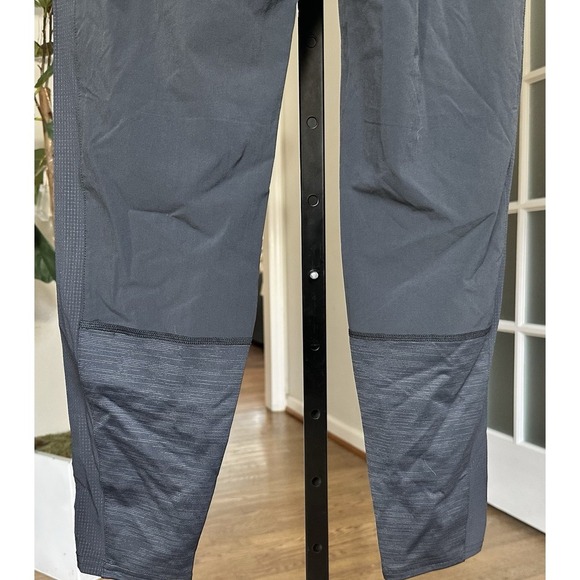 Outdoor Voices Track Pants Women XS Black Joggers Lightweight Nylon Spandex New - Picture 6 of 10